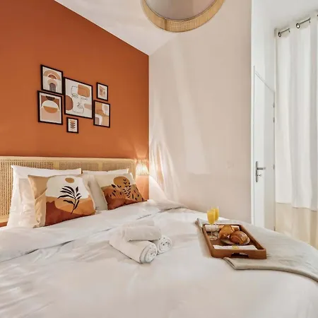 Bnbnova - Le Louvre & De Apartment